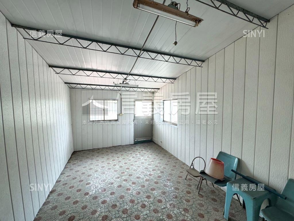 近輕軌面公園正路透店房屋室內格局與周邊環境