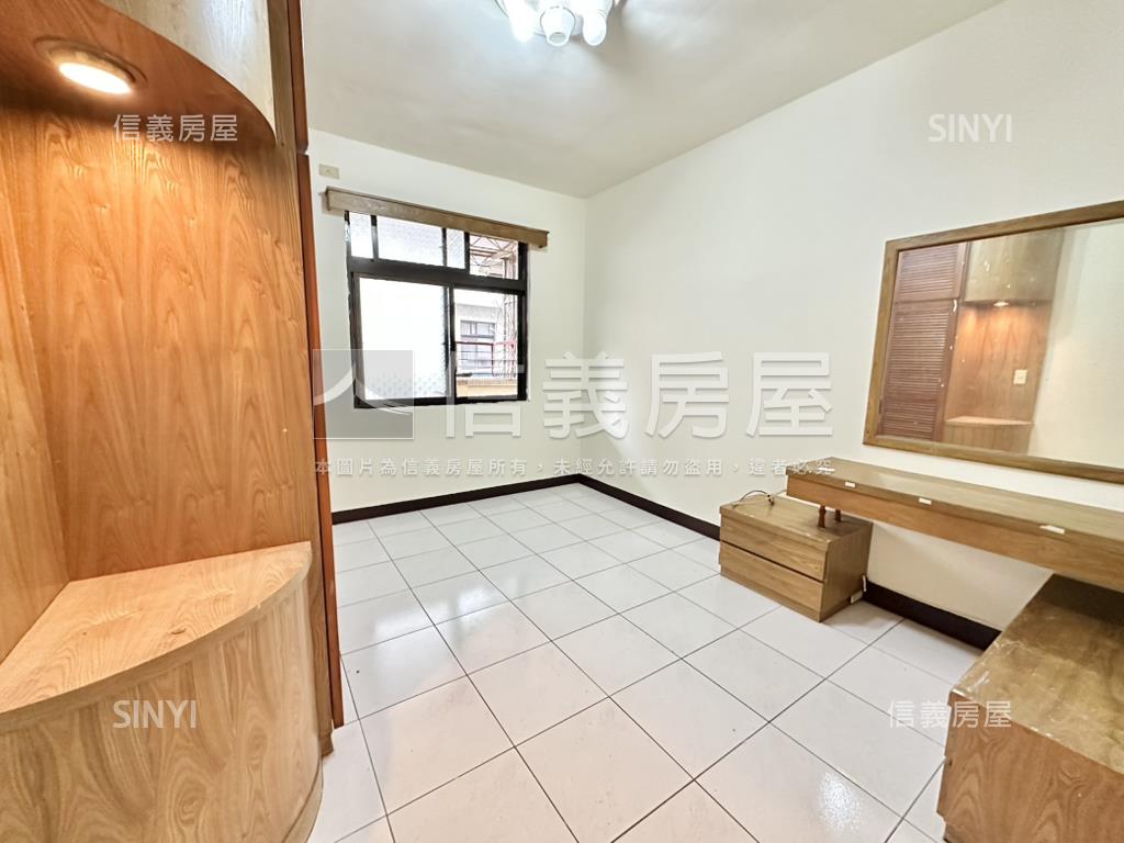 格局方正４樓公寓房屋室內格局與周邊環境