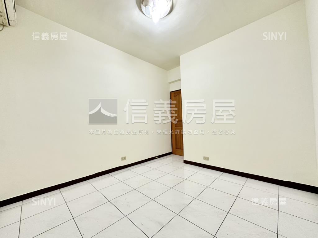 格局方正４樓公寓房屋室內格局與周邊環境