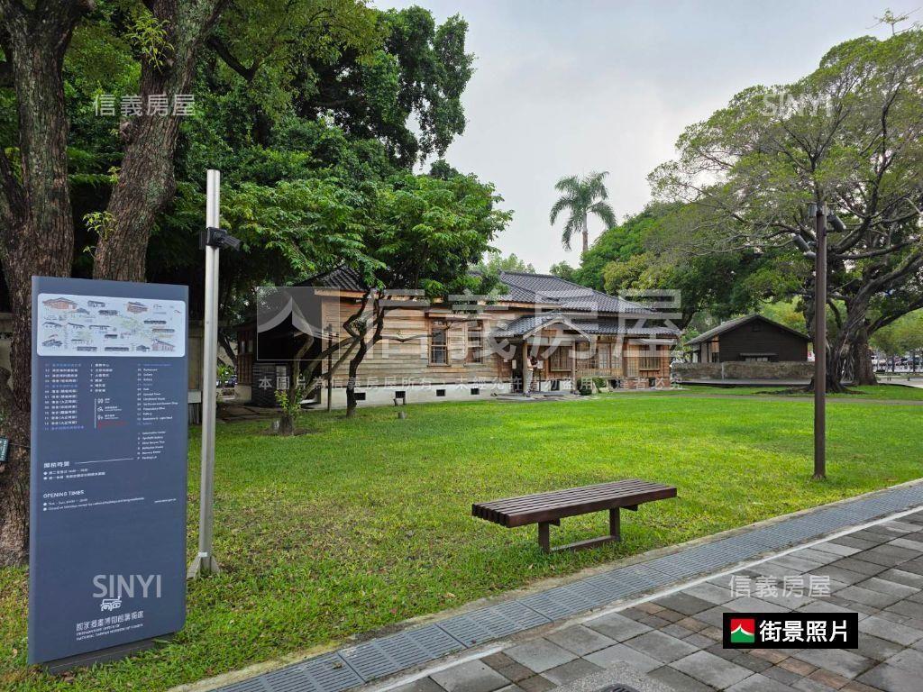 西區華廈有車位房屋室內格局與周邊環境