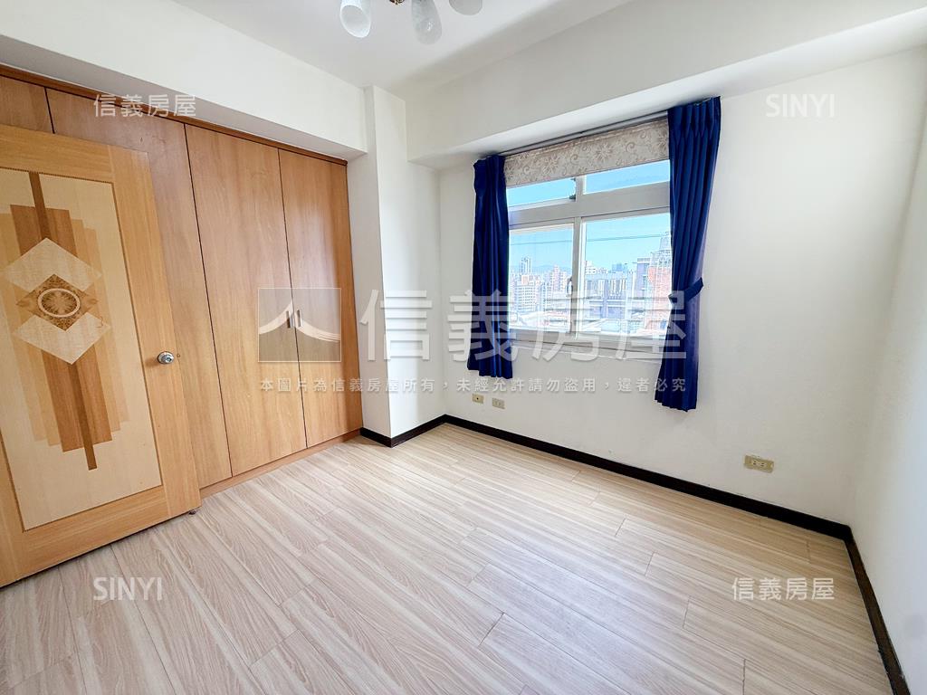 中和站童話高樓三房房屋室內格局與周邊環境