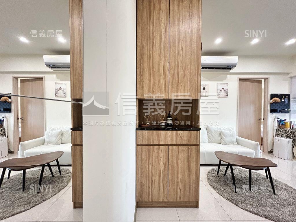 秀泰生活兩房平車房屋室內格局與周邊環境
