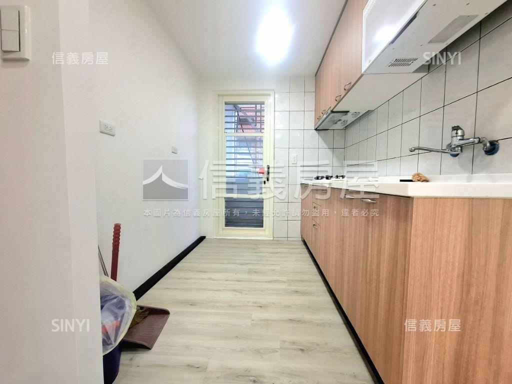 低總價美妝三樓房屋室內格局與周邊環境