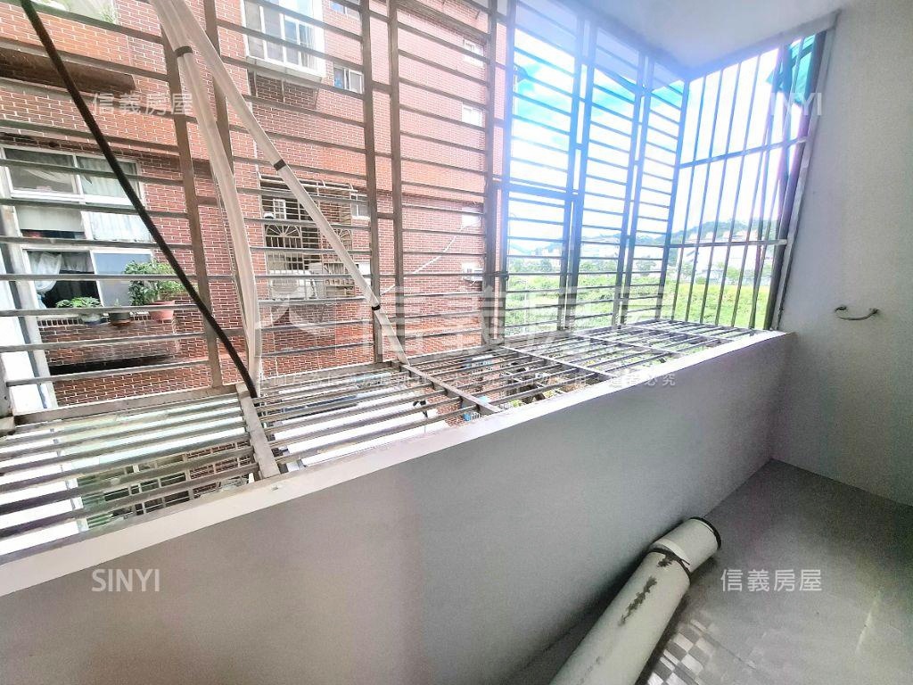 低總價美妝三樓房屋室內格局與周邊環境