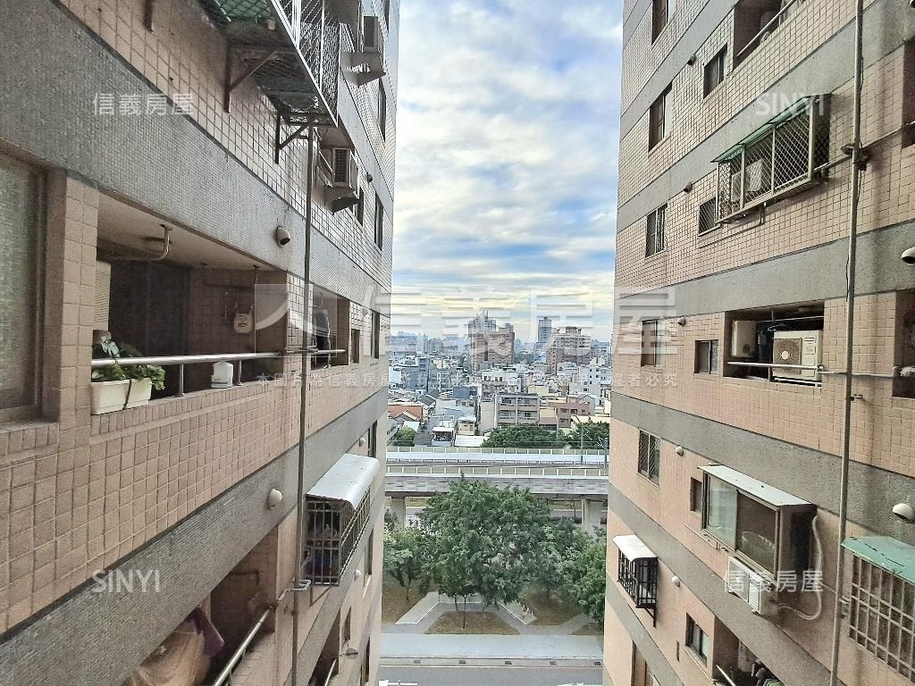 近公園優質自住置產美套房房屋室內格局與周邊環境