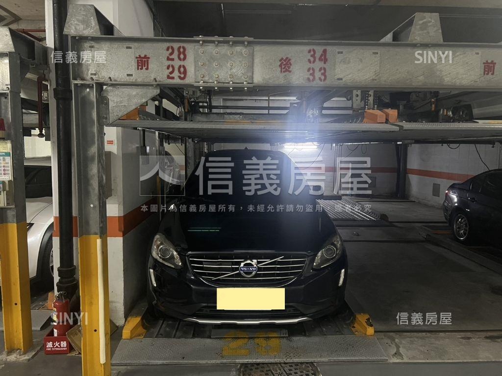國寶方正面公園房屋室內格局與周邊環境
