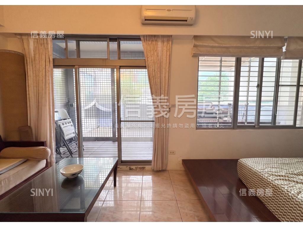 陽明山稀有庭院戶帶車位房屋室內格局與周邊環境