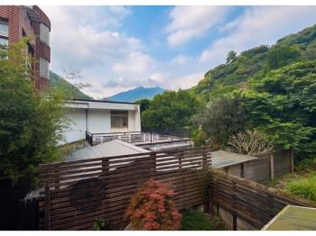 陽明山稀有庭院戶帶車位