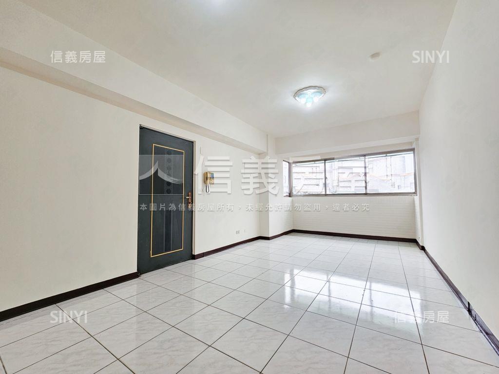 近交流道高樓採光三房車位房屋室內格局與周邊環境