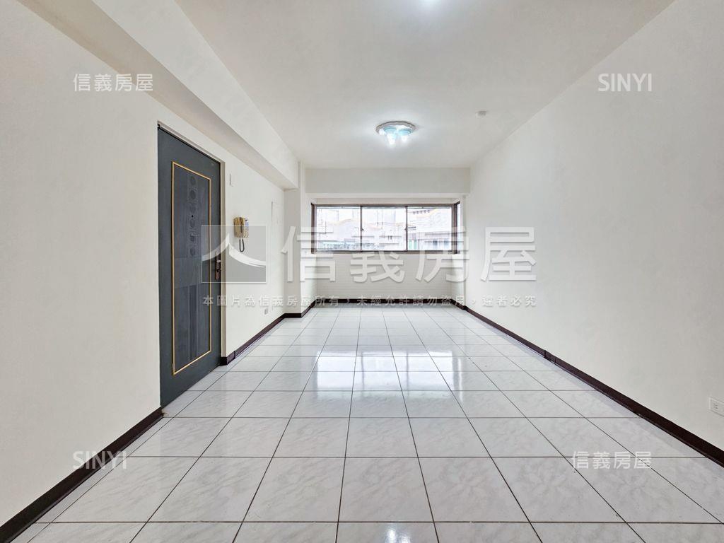 近交流道高樓採光三房車位房屋室內格局與周邊環境