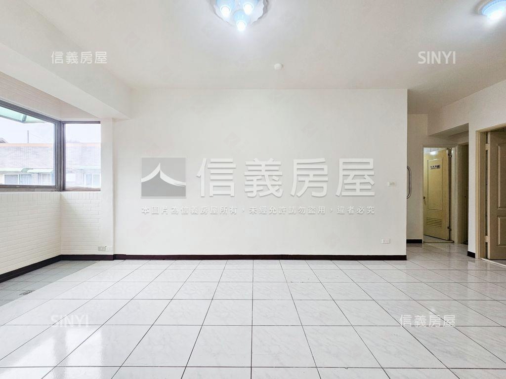 近交流道高樓採光三房車位房屋室內格局與周邊環境