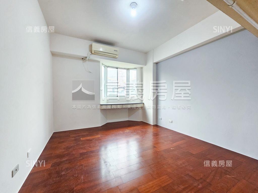 近交流道高樓採光三房車位房屋室內格局與周邊環境