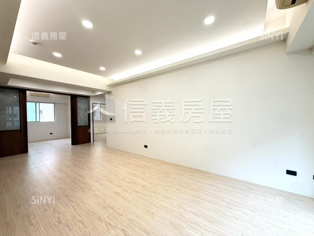 歐洲之旅三房車位房屋室內格局與周邊環境