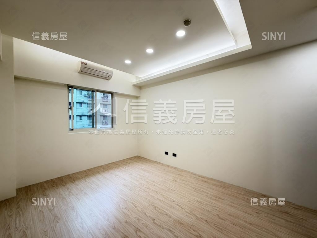 歐洲之旅三房車位房屋室內格局與周邊環境