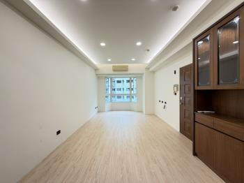 歐洲之旅三房車位