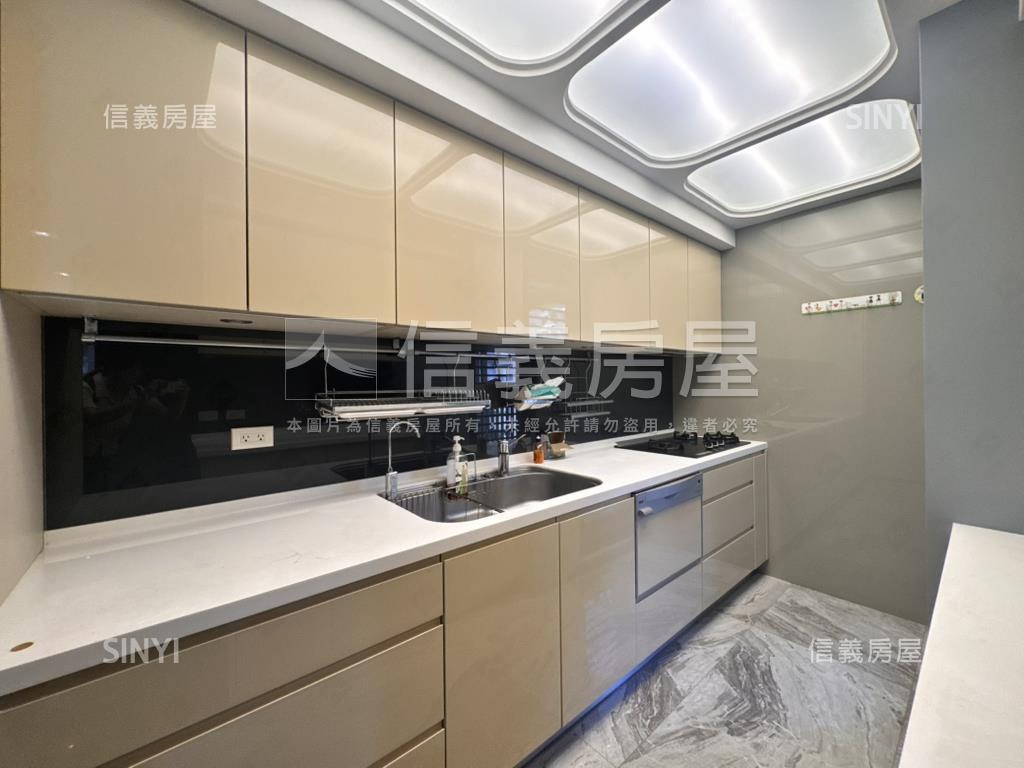 可看屋敦年博愛凱旋兩房衛房屋室內格局與周邊環境