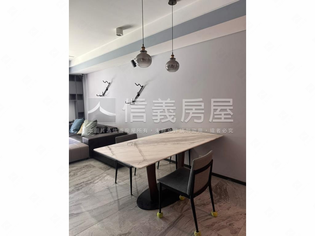 可看屋敦年博愛凱旋兩房衛房屋室內格局與周邊環境