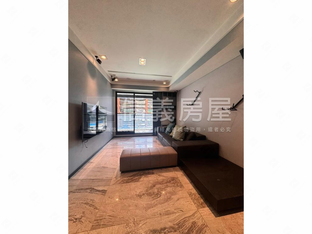 可看屋敦年博愛凱旋兩房衛房屋室內格局與周邊環境