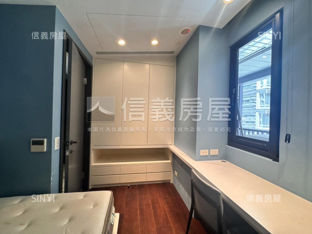 可看屋敦年博愛凱旋兩房衛房屋室內格局與周邊環境