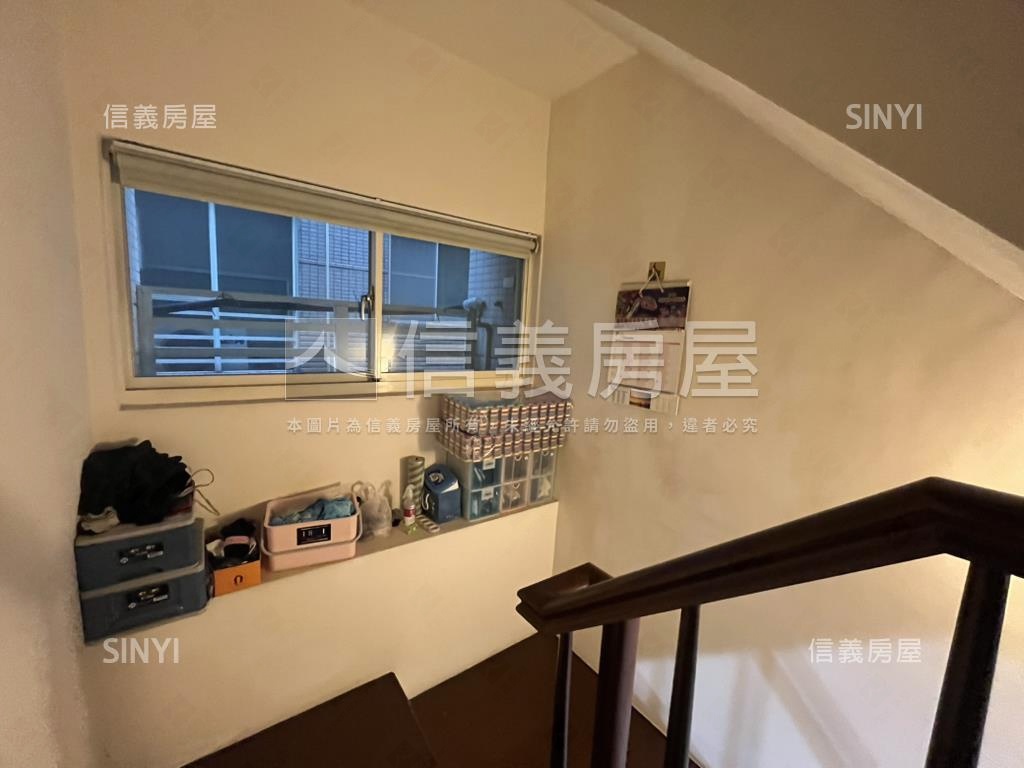 新光別墅村５．５公尺面寬房屋室內格局與周邊環境