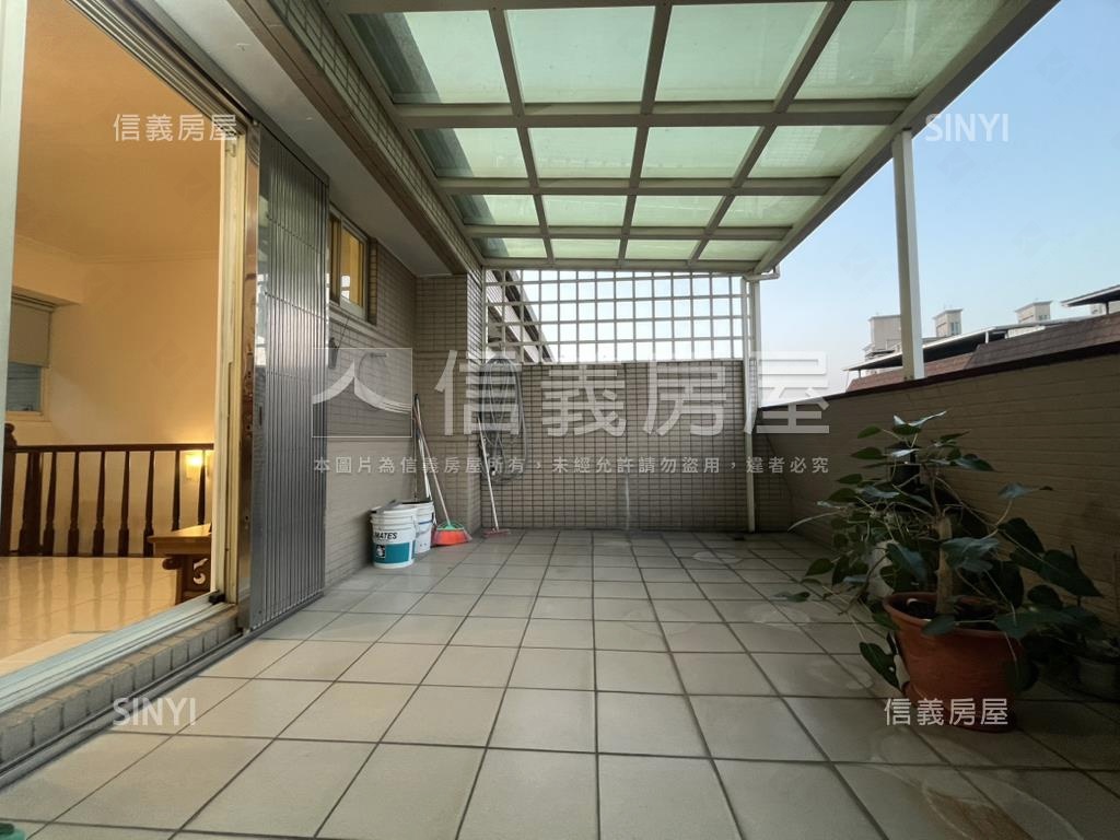 新光別墅村５．５公尺面寬房屋室內格局與周邊環境