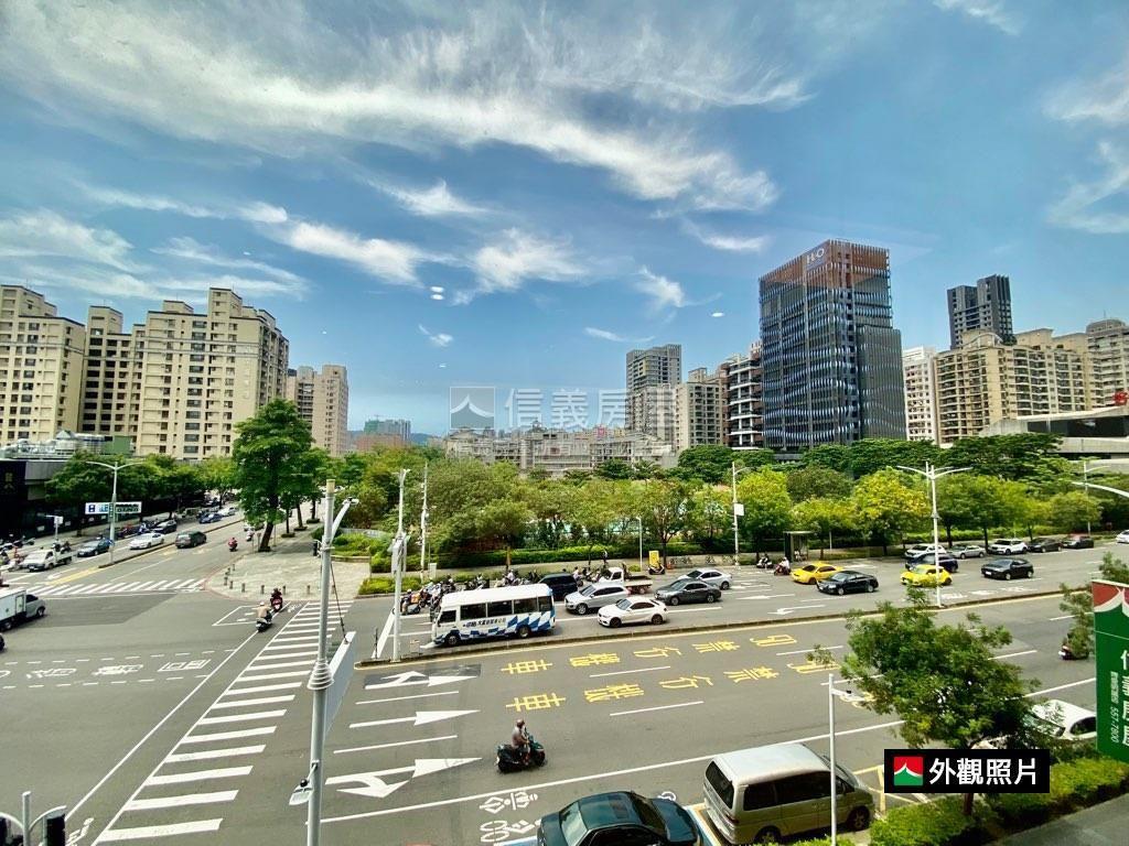 巨蛋明誠正路三角窗旁金透房屋室內格局與周邊環境