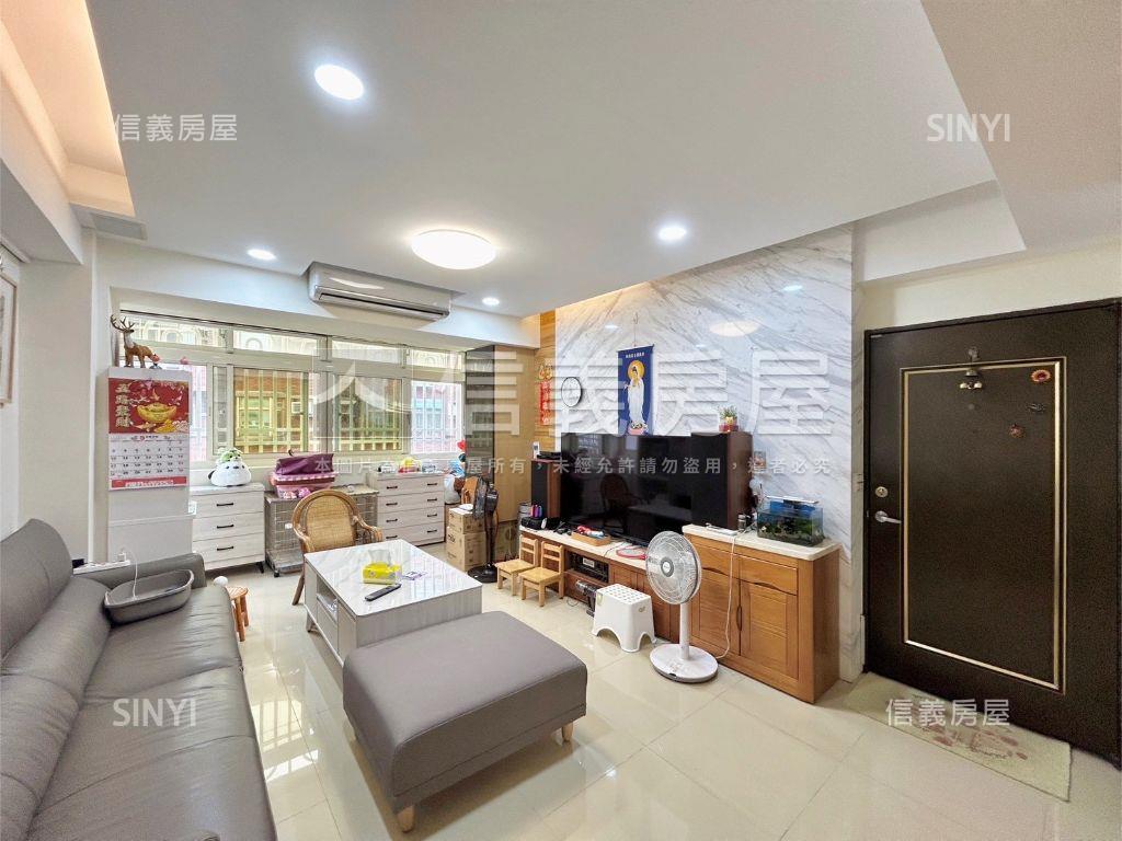 中正伯爵立即入住四房車位房屋室內格局與周邊環境