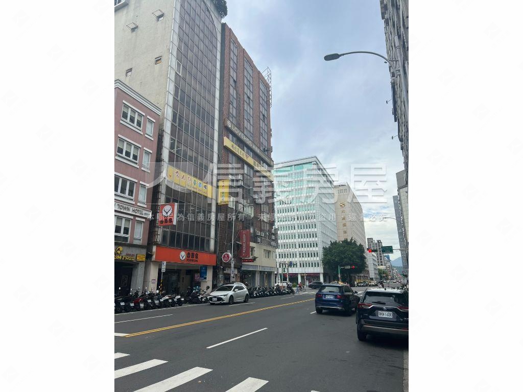 南京葒稀有釋出請把握房屋室內格局與周邊環境