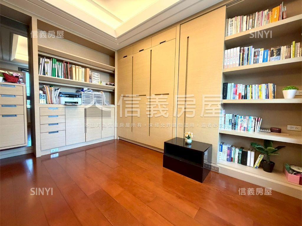 華固鼎苑面校園景觀豪邸房屋室內格局與周邊環境