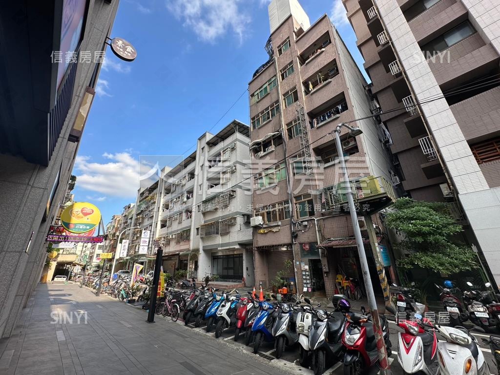 近捷運小店面房屋室內格局與周邊環境
