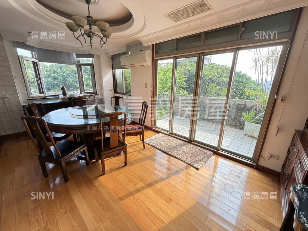 名峰山莊有車庫庭院房屋室內格局與周邊環境