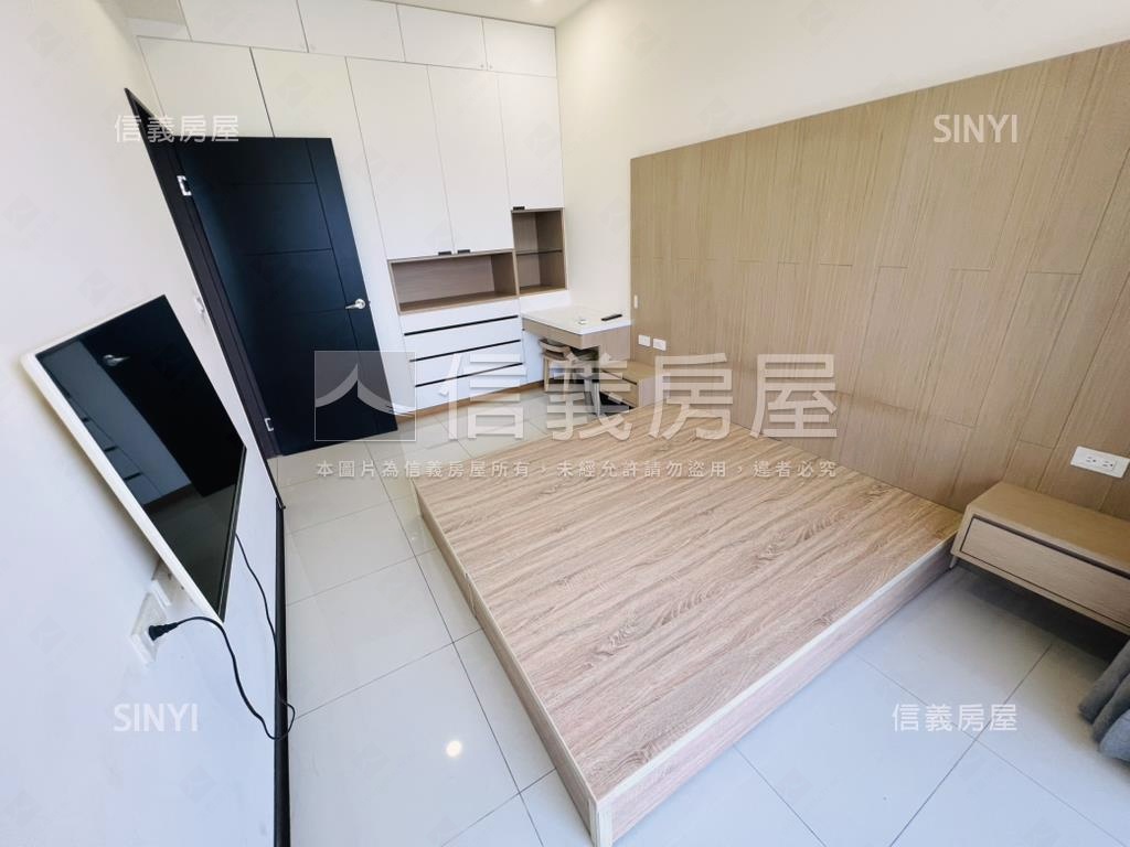 超美裝潢兩房平車房屋室內格局與周邊環境
