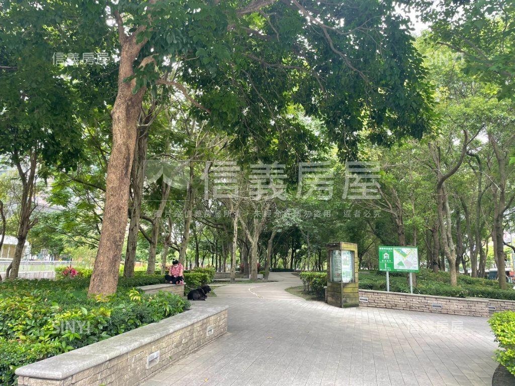 新板特區旁方正２樓房屋室內格局與周邊環境