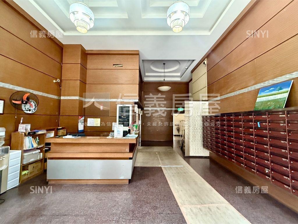 曼哈頓｜家樂福生活圈房屋室內格局與周邊環境