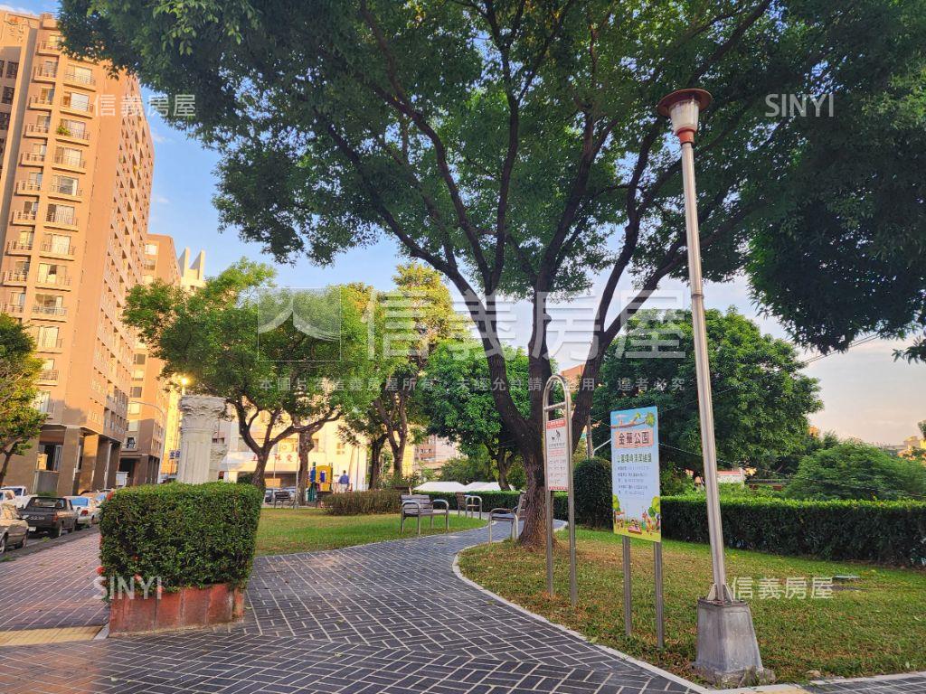 時光織錦高樓三房附車位房屋室內格局與周邊環境