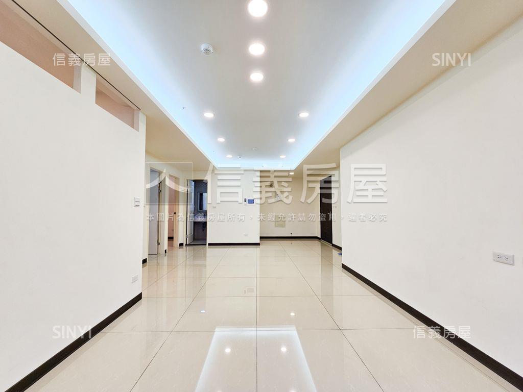 眺望宜誠耀●３房車位宅房屋室內格局與周邊環境