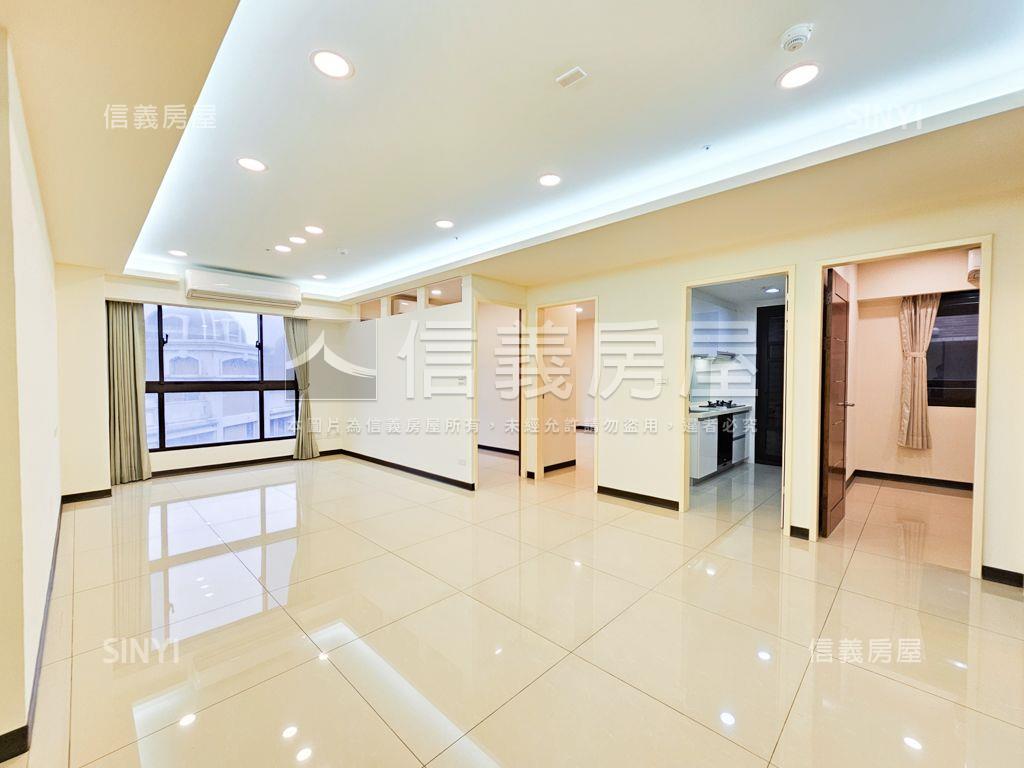 眺望宜誠耀●３房車位宅房屋室內格局與周邊環境