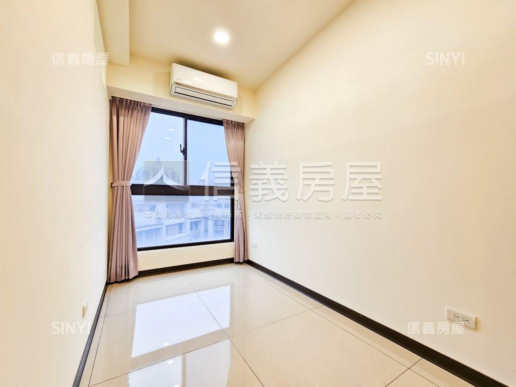 眺望宜誠耀●３房車位宅房屋室內格局與周邊環境