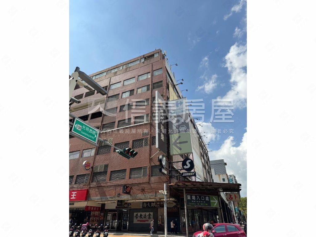 福興大面寬臨路透店房屋室內格局與周邊環境