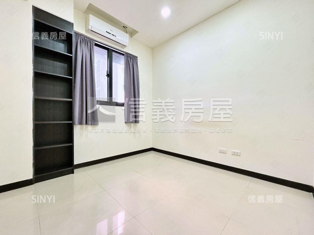 降！新光新高特區３房車位房屋室內格局與周邊環境