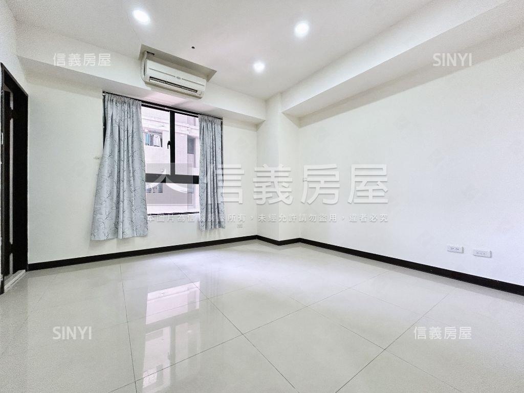 降！新光新高特區３房車位房屋室內格局與周邊環境