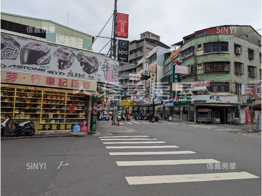 正和平路多功能金店面房屋室內格局與周邊環境