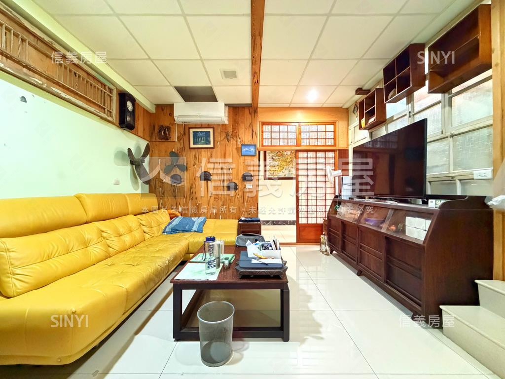 鹽埕埔捷運站旁．透天店住房屋室內格局與周邊環境