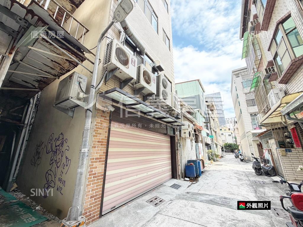 鹽埕埔捷運站旁．透天店住房屋室內格局與周邊環境