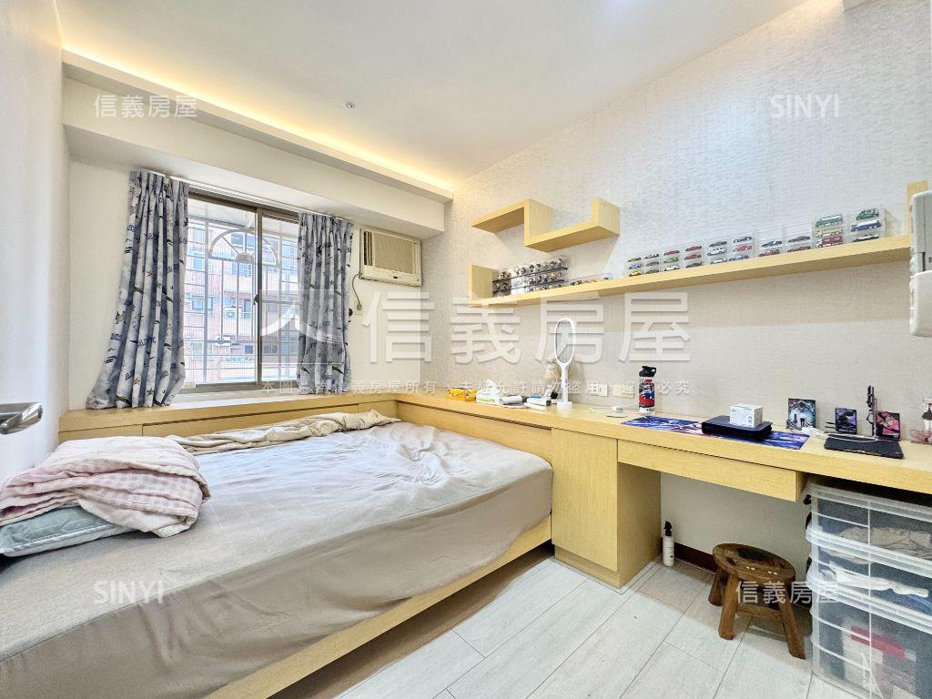 【觀雲】朝南質感裝潢四房房屋室內格局與周邊環境