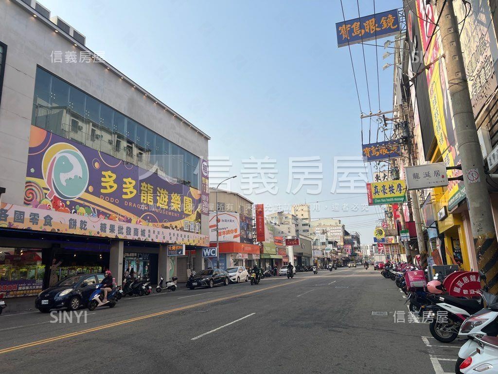 正逢甲商圈黃金地段金店面房屋室內格局與周邊環境