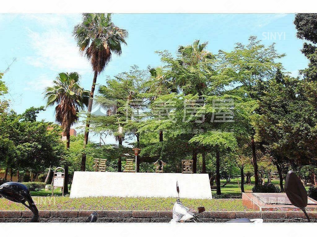 正逢甲商圈黃金地段金店面房屋室內格局與周邊環境
