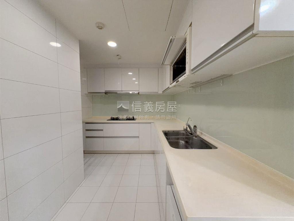 早安庭院大戶有車位房屋室內格局與周邊環境
