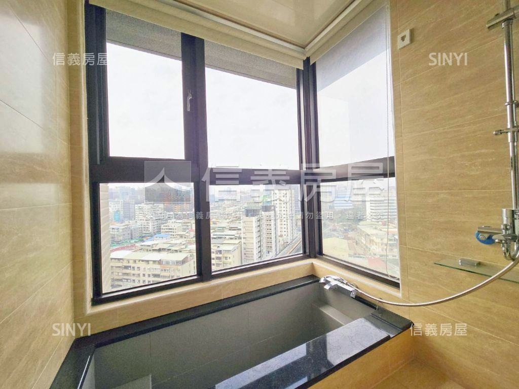 一品苑後棟高樓臻品房屋室內格局與周邊環境