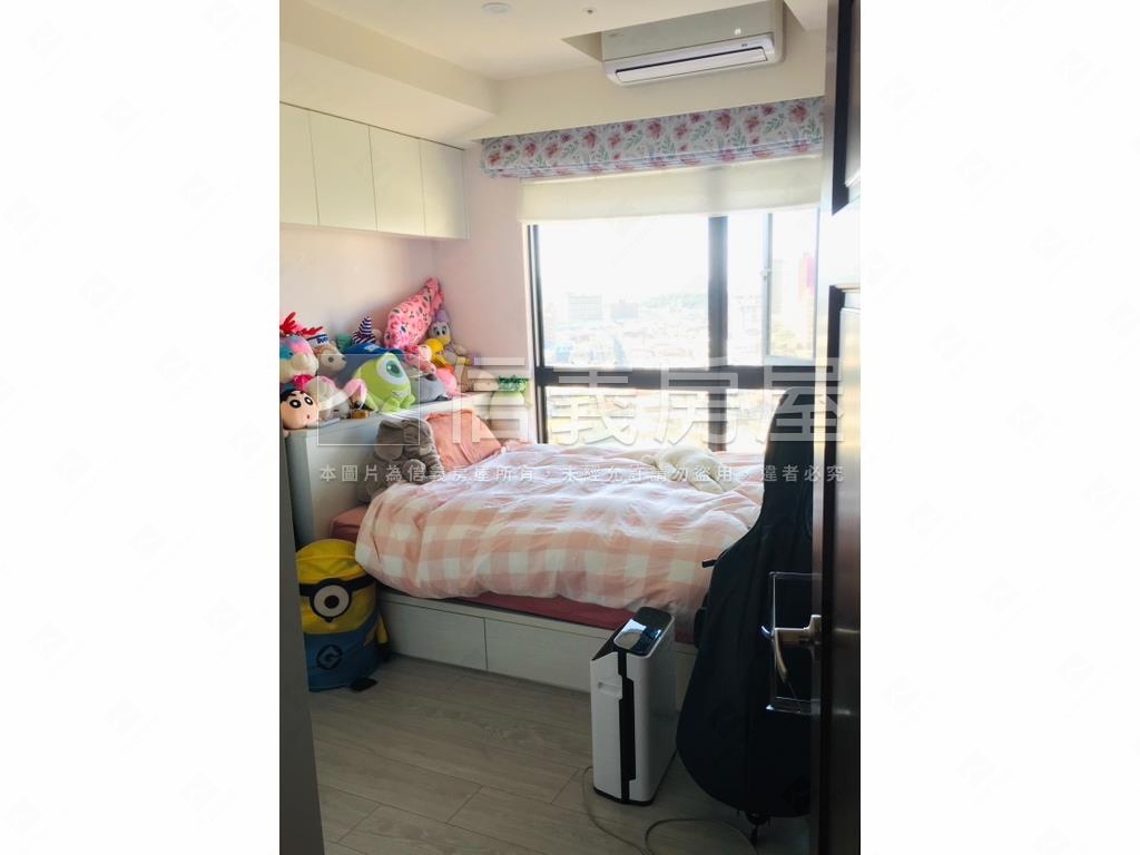 一品苑後棟高樓臻品房屋室內格局與周邊環境